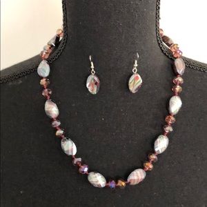 Purple stone beaded necklace w/matching earrings